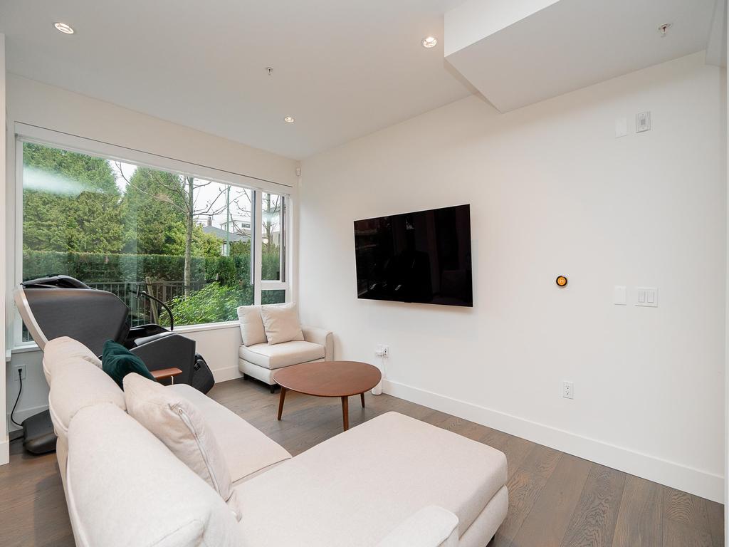 Listing Image for R3071073