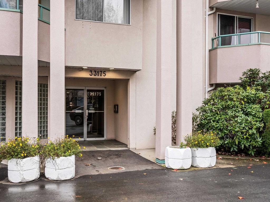 Listing Image for R3071253