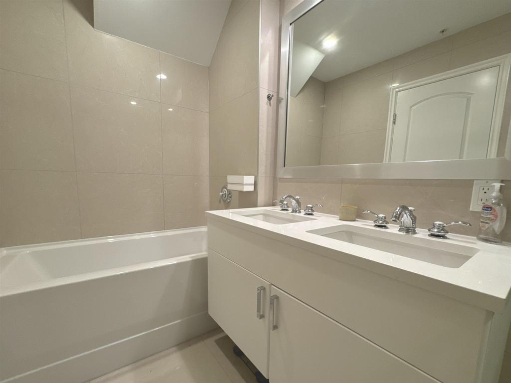 Listing Image for R3071933