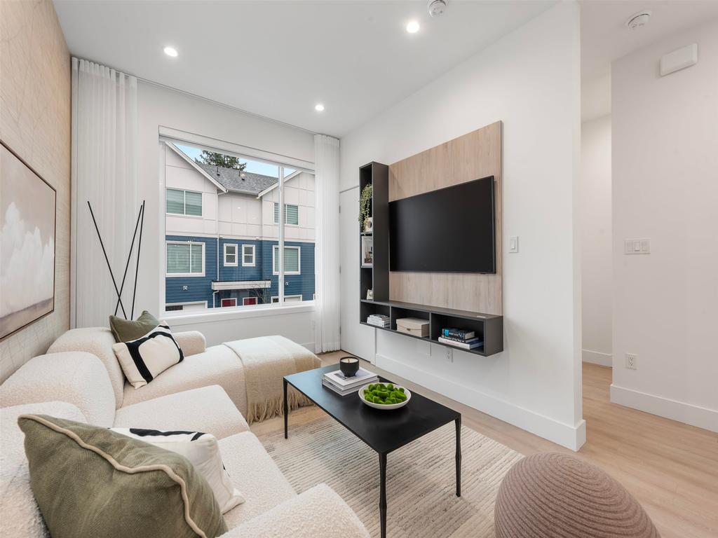 Listing Image for R3071998