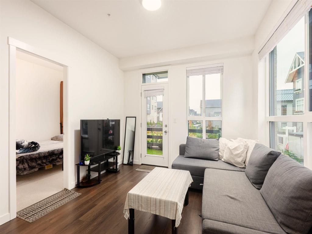 Listing Image for R3072012