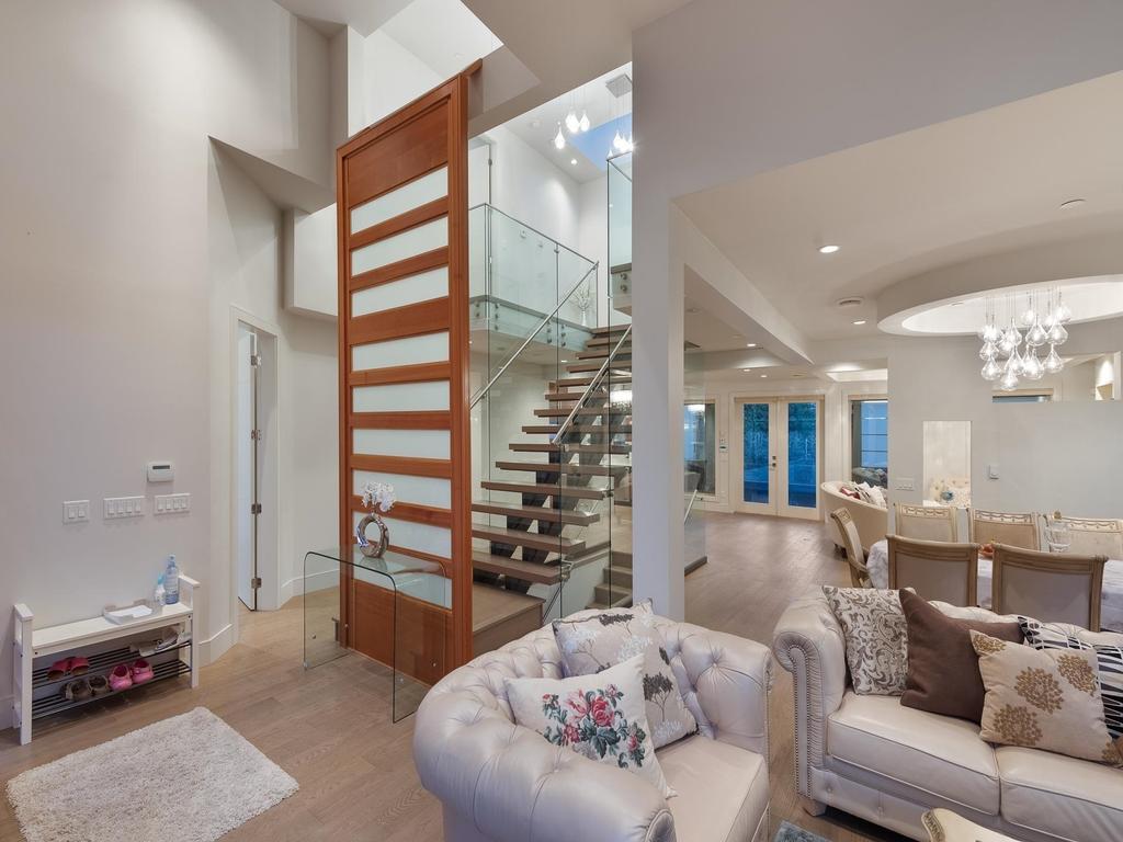 Listing Image for R3072027