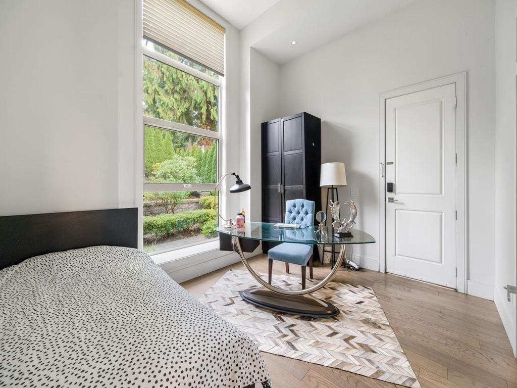 Listing Image for R3072027