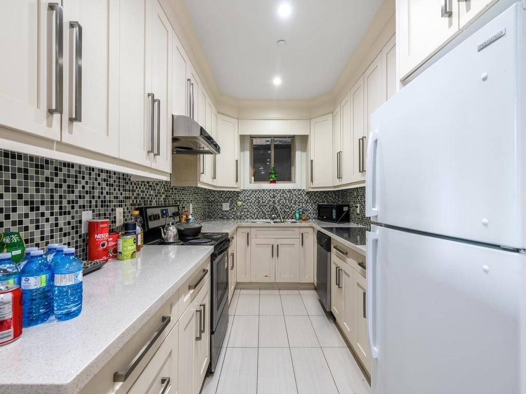 Listing Image for R3072027