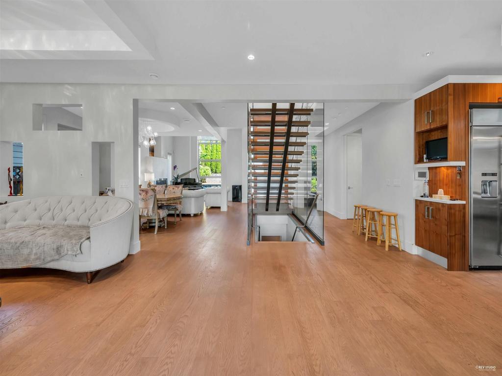 Listing Image for R3072027