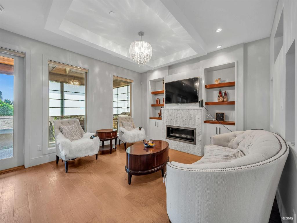 Listing Image for R3072027