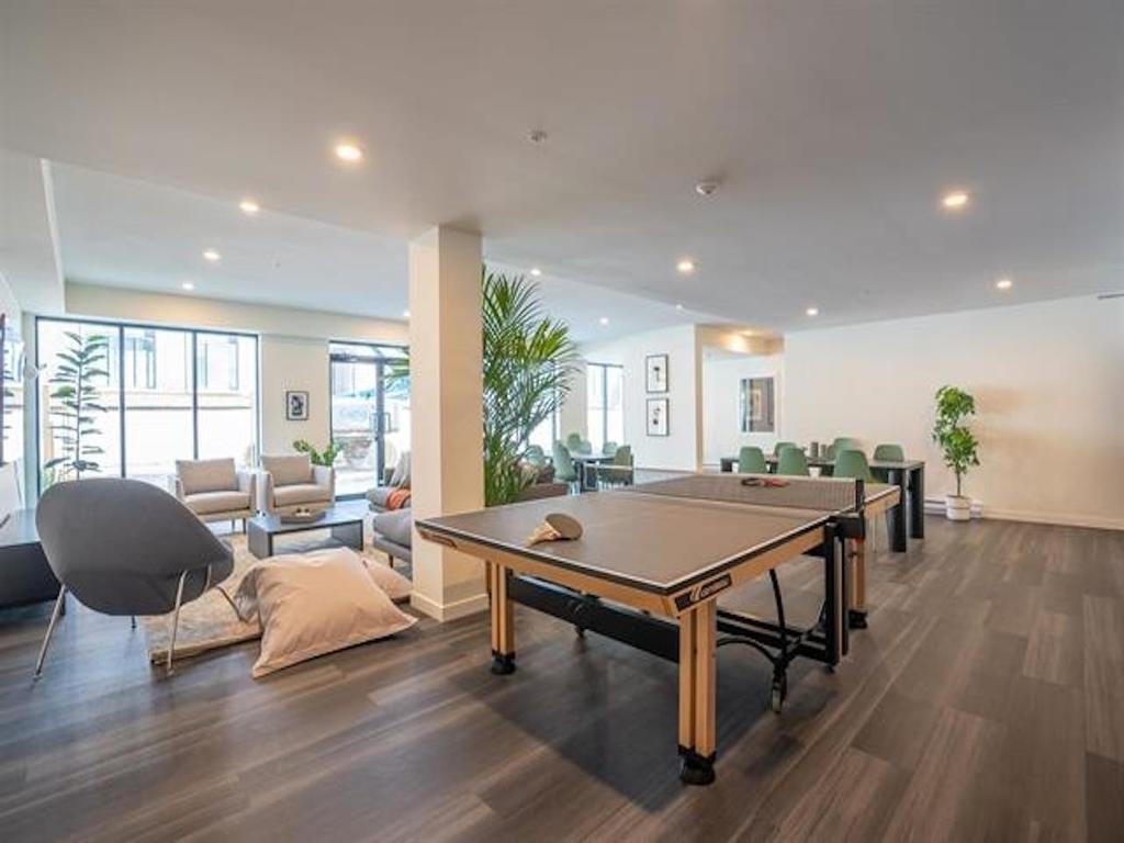 Listing Image for R3072077