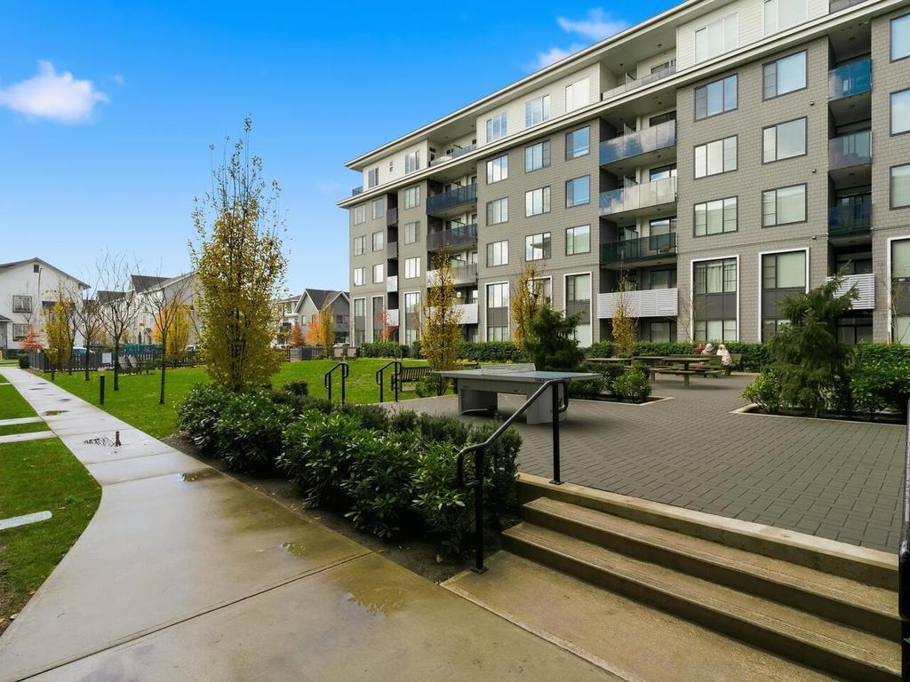 Listing Image for R3072077