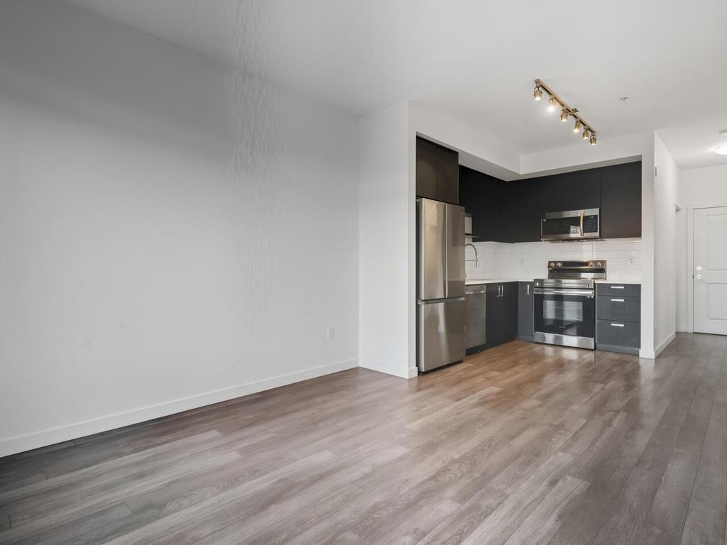 Listing Image for R3072077