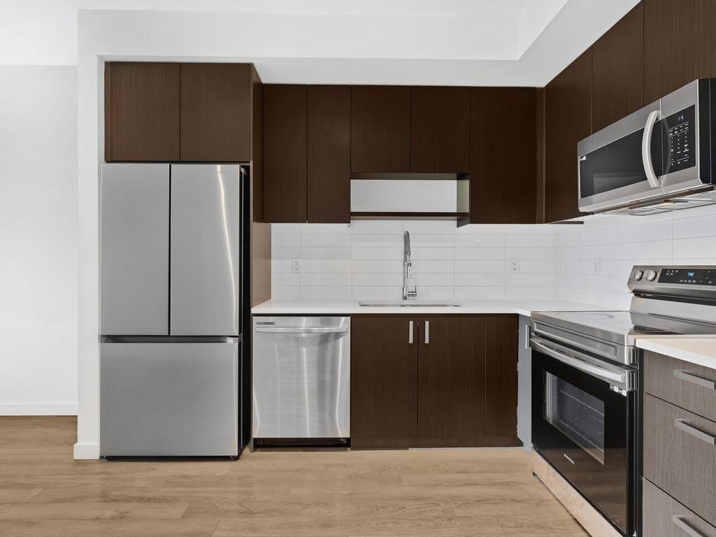 Listing Image for R3072077