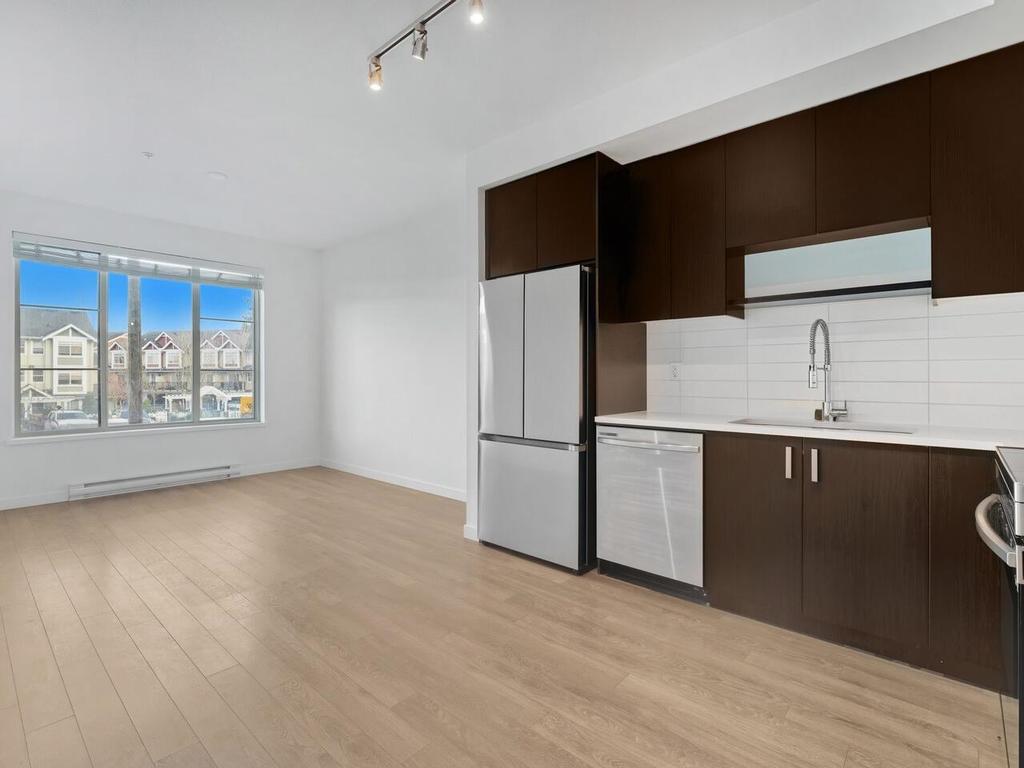 Listing Image for R3072077