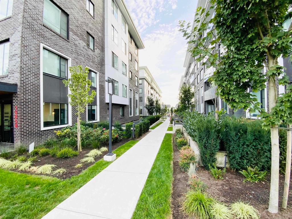 Listing Image for R3072077