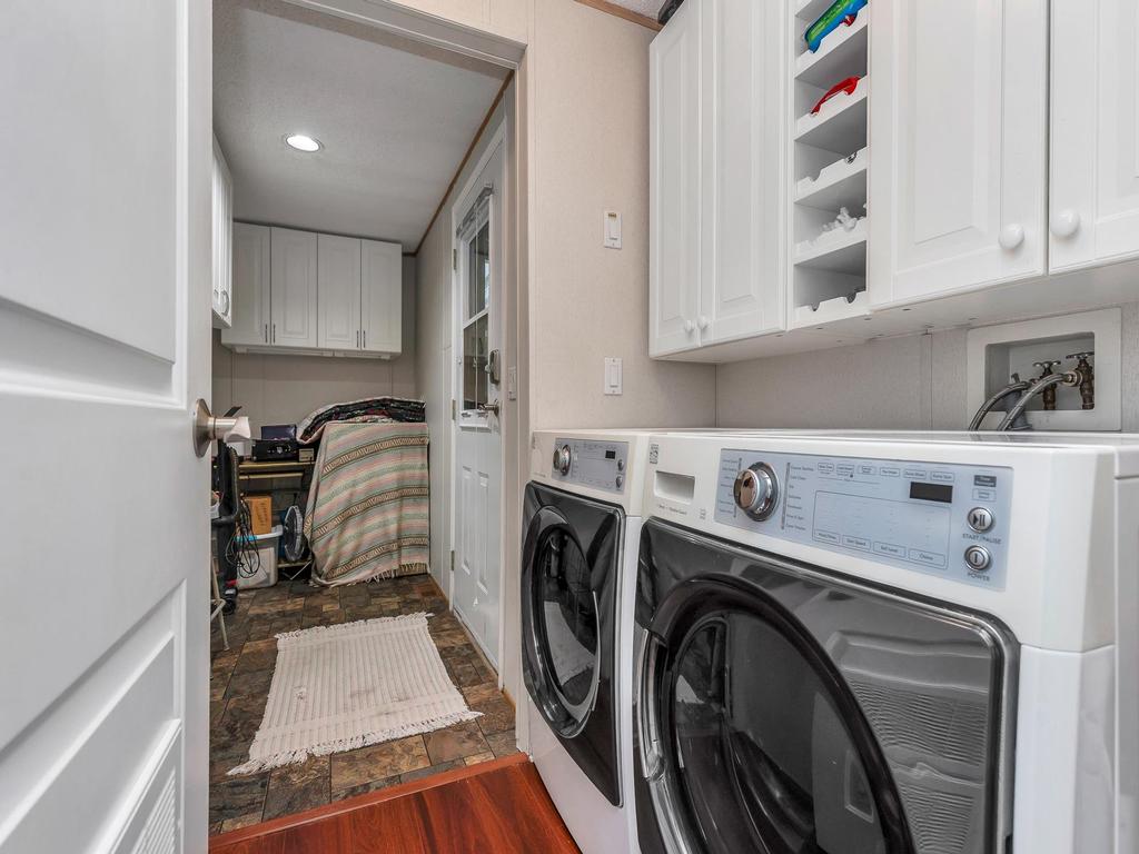 Listing Image for R3072095
