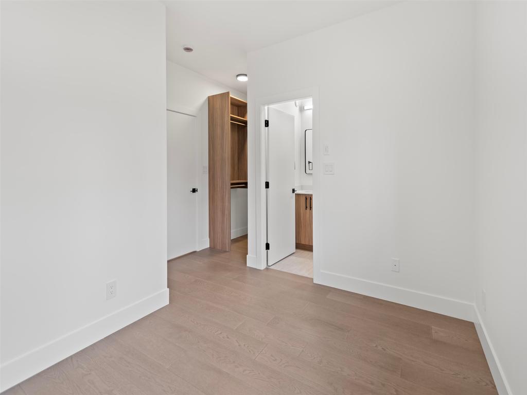 Listing Image for R3072101