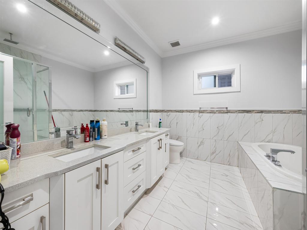 Listing Image for R3072196