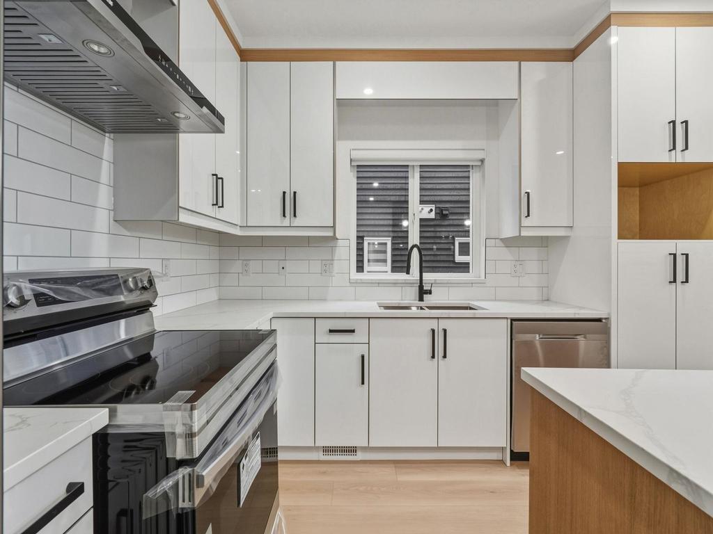 Listing Image for R3072200