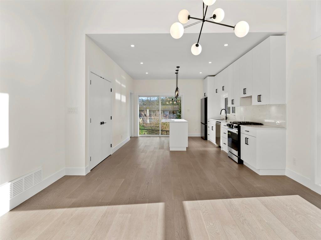 Listing Image for R3072203