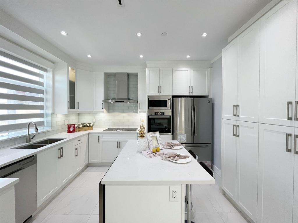 Listing Image for R3072268