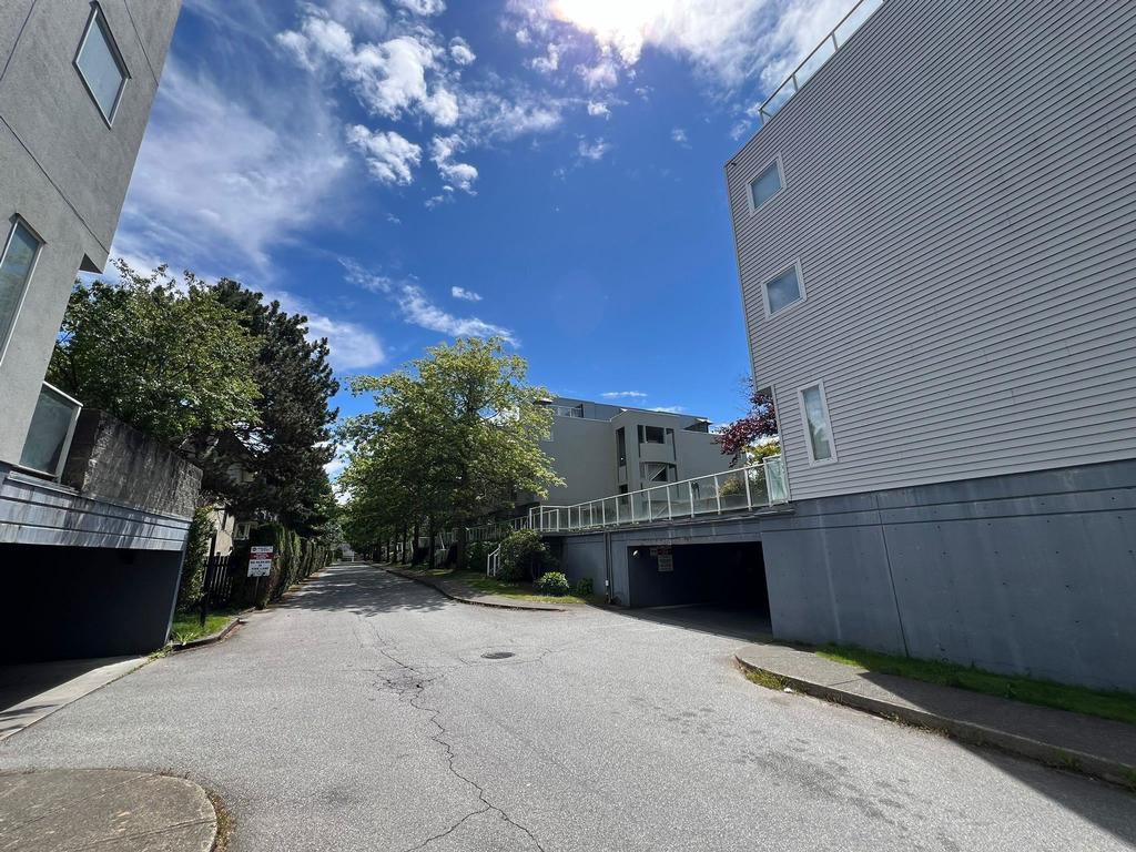 Listing Image for R3072336