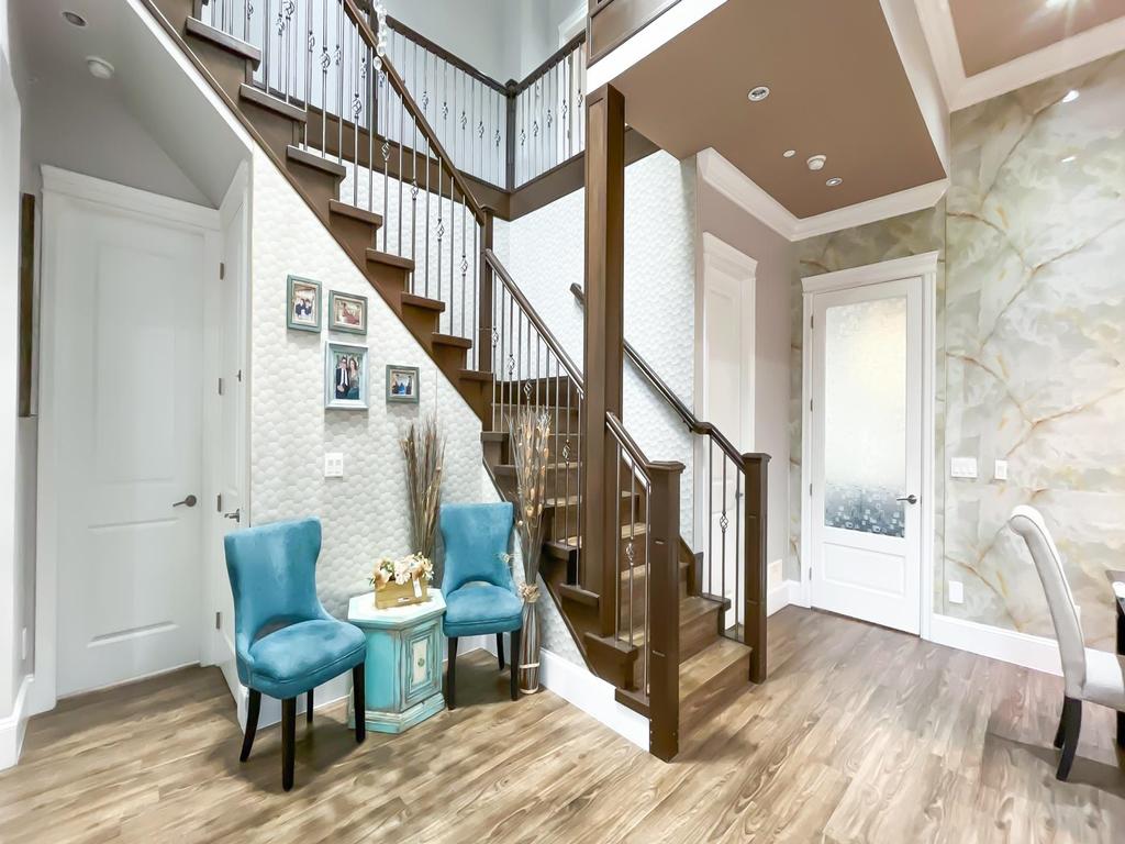 Listing Image for R3072356