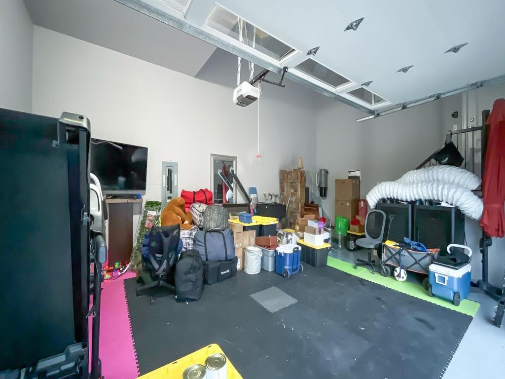 Listing Image for R3072356