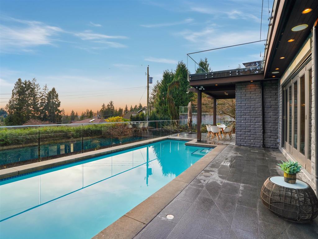 Listing Image for R3072357