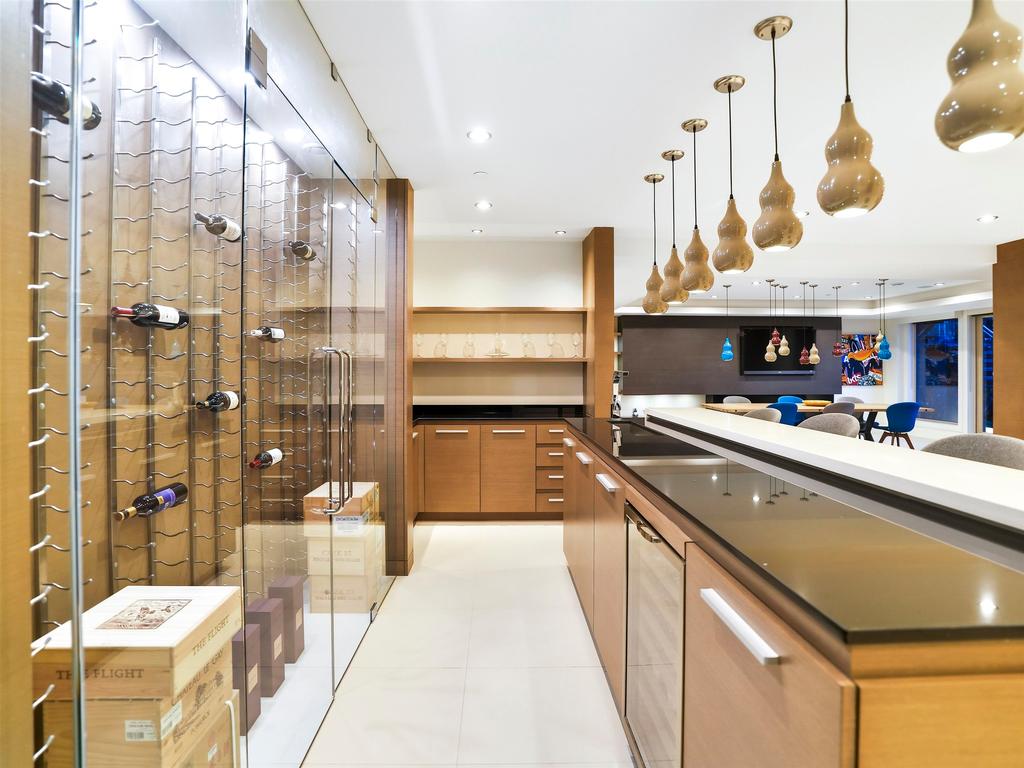 Listing Image for R3072357