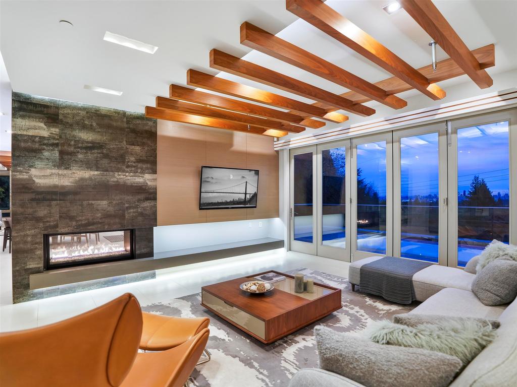 Listing Image for R3072357