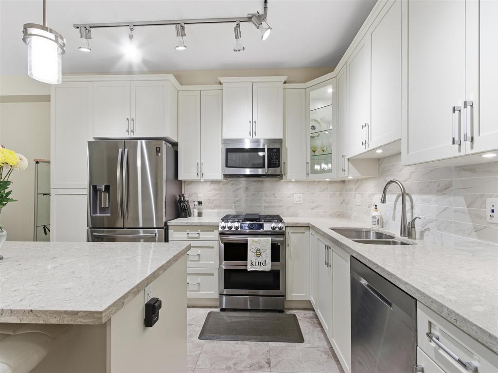 Listing Image for R3072385