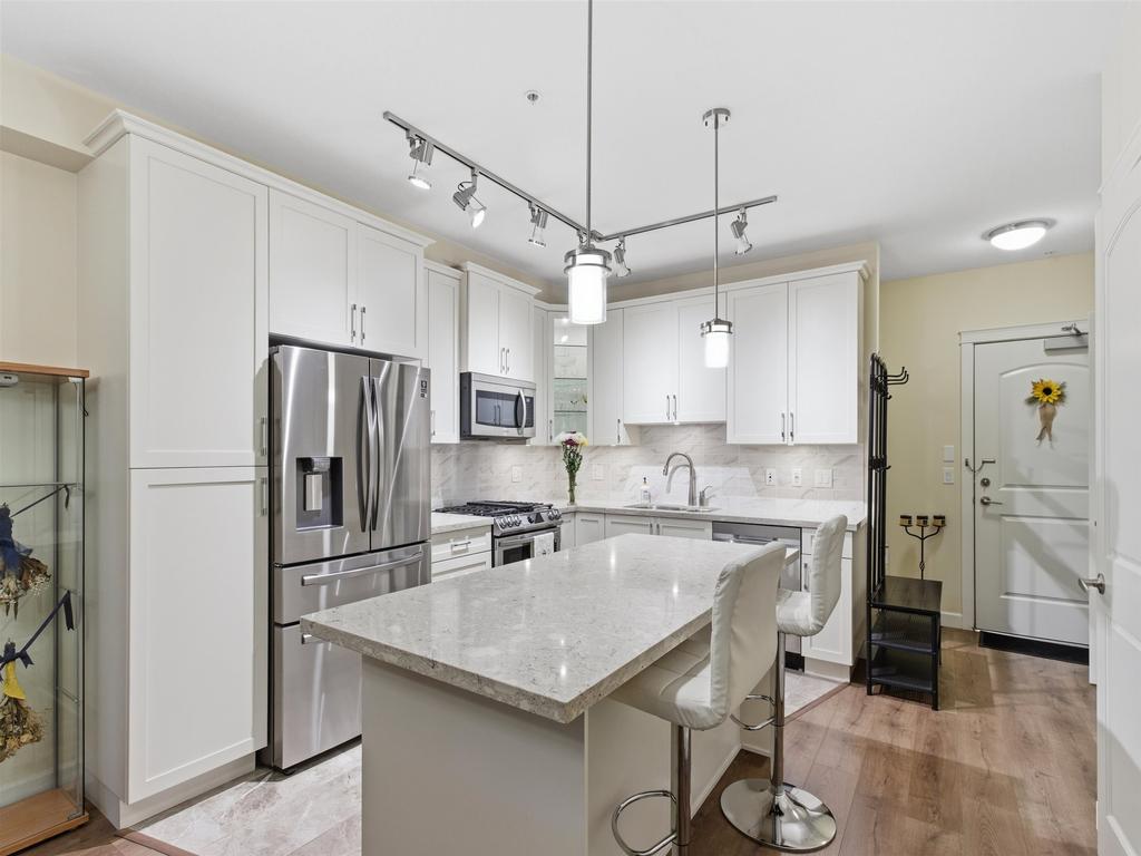 Listing Image for R3072385