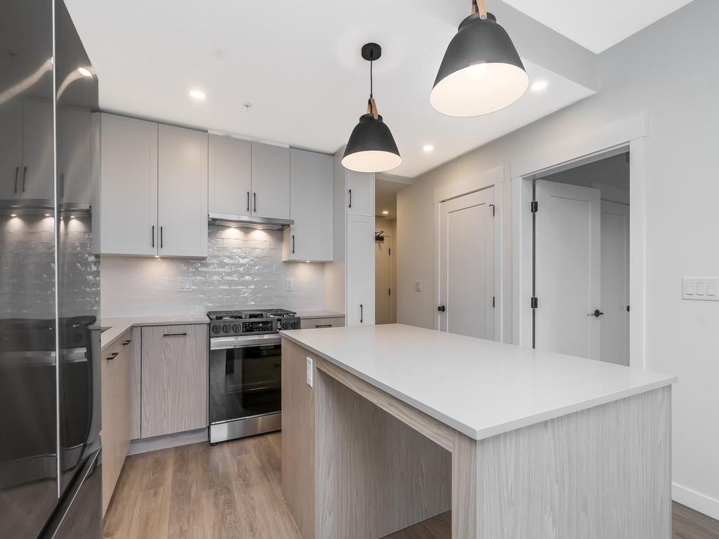 Listing Image for R3072387