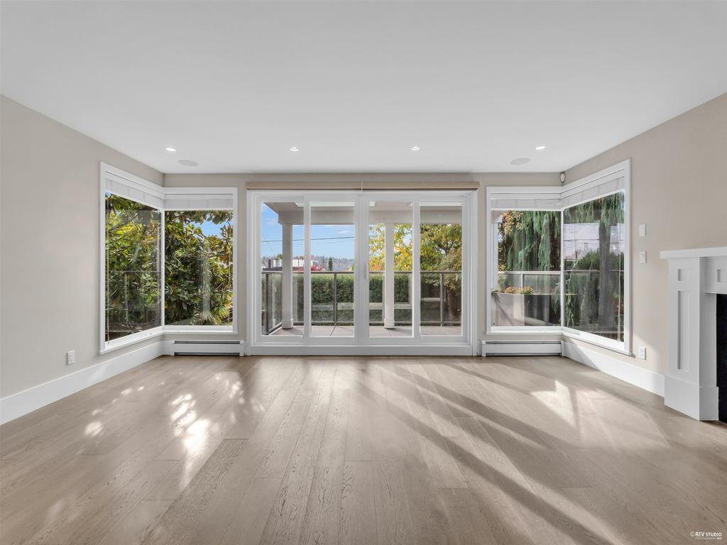 Listing Image for R3072458