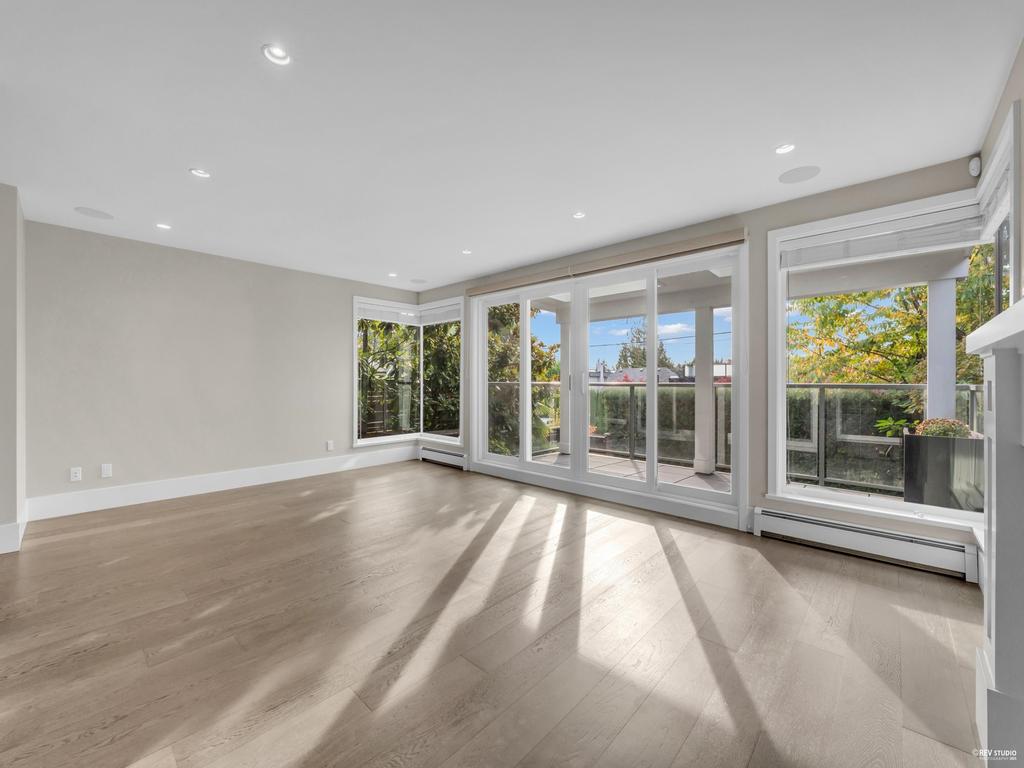 Listing Image for R3072458