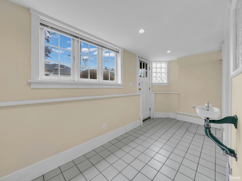 Listing Image for R3072627