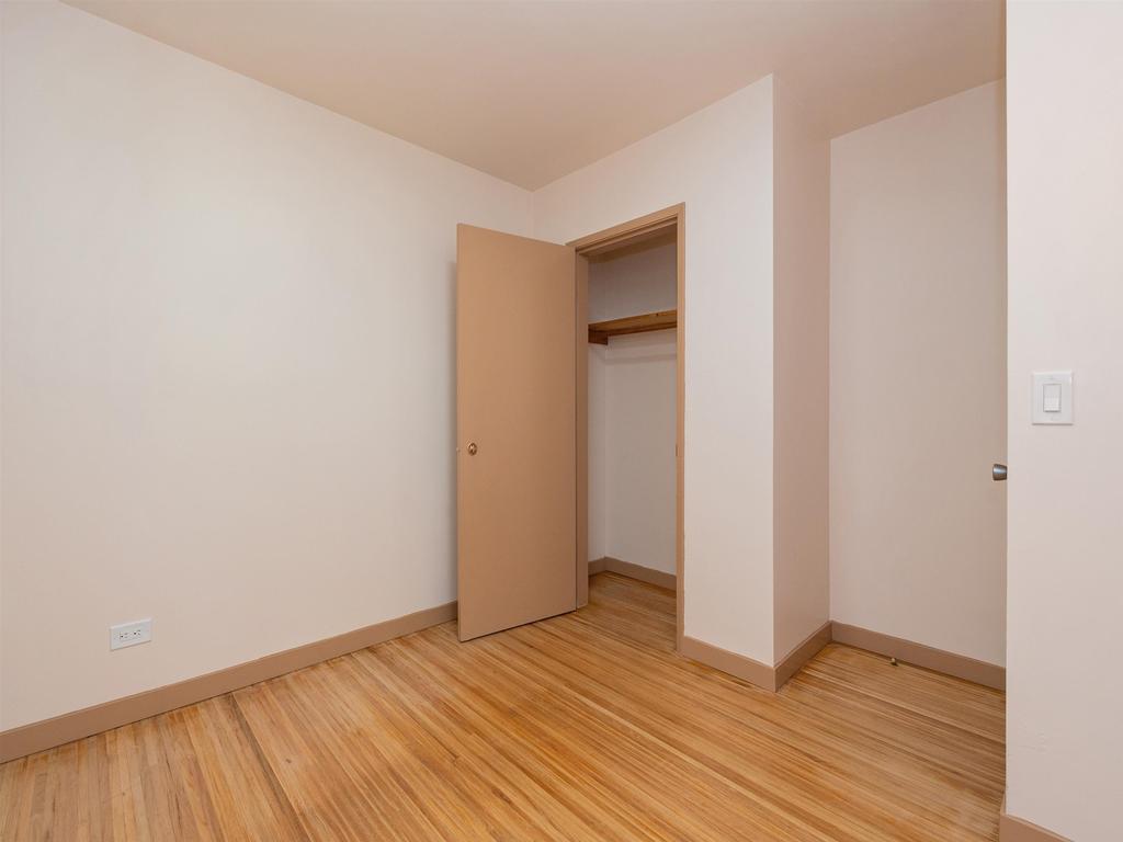 Listing Image for R3072631