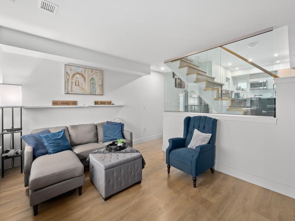 Listing Image for R3072774