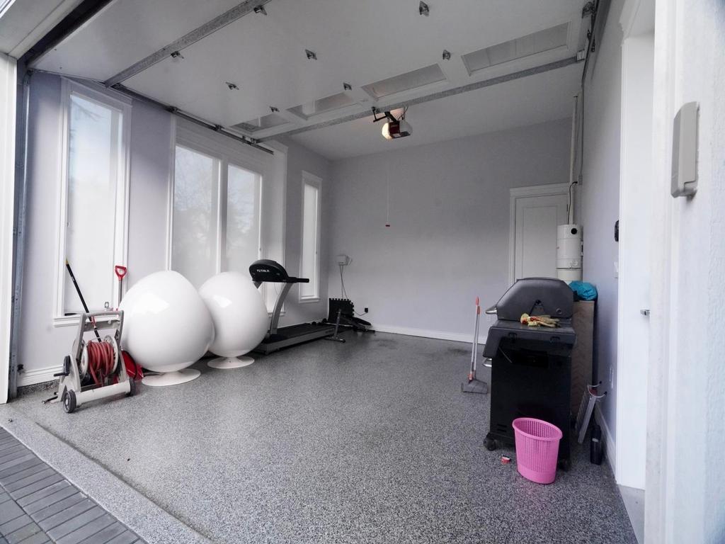 Listing Image for R3072816