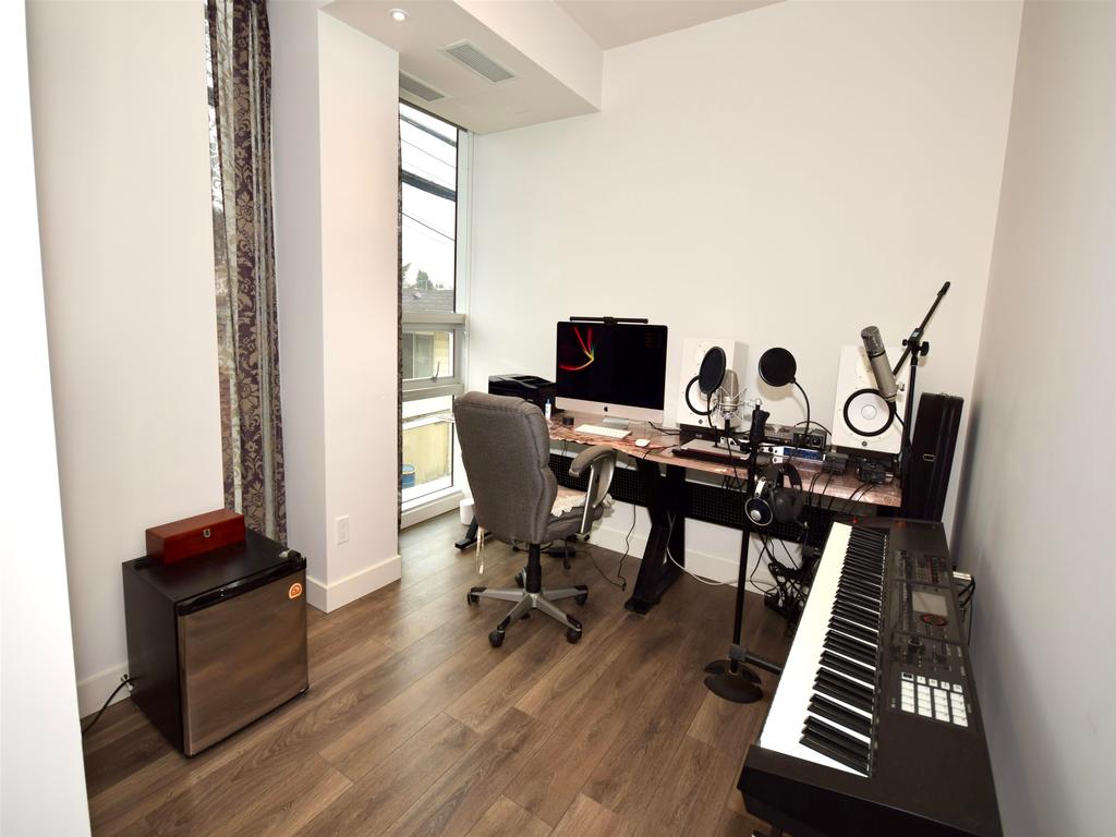 Listing Image for R3072847