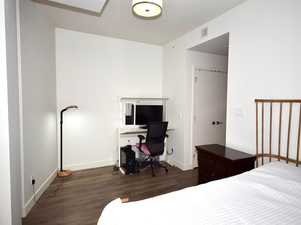 Listing Image for R3072847