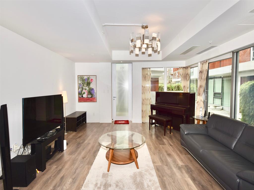 Listing Image for R3072847