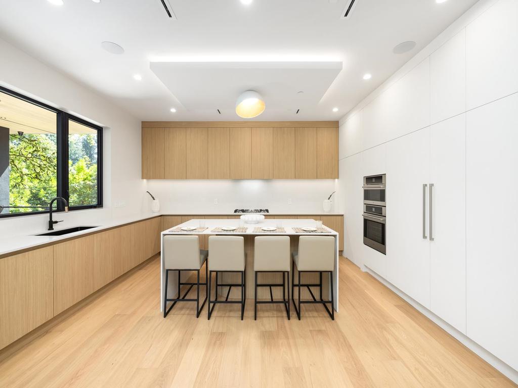 Listing Image for R3072874