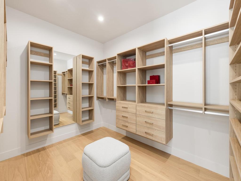 Listing Image for R3072874