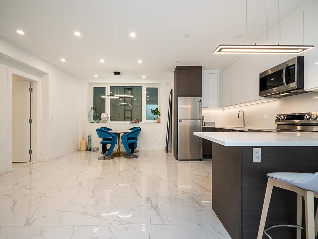 Listing Image for R3072884