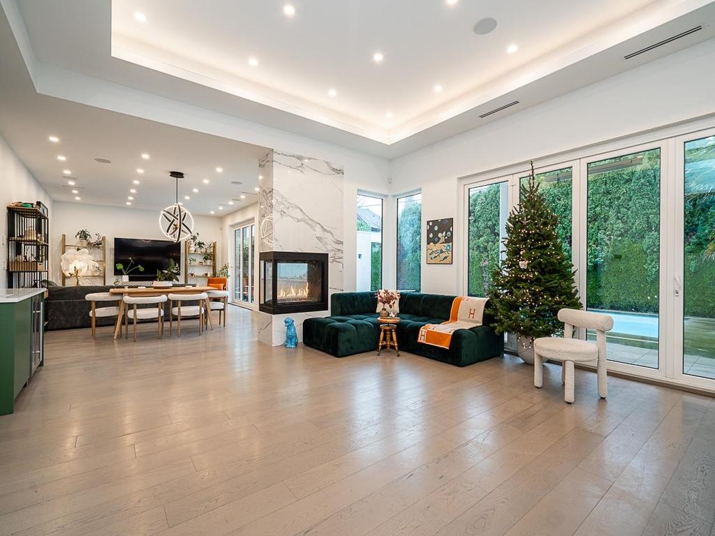 Listing Image for R3072884