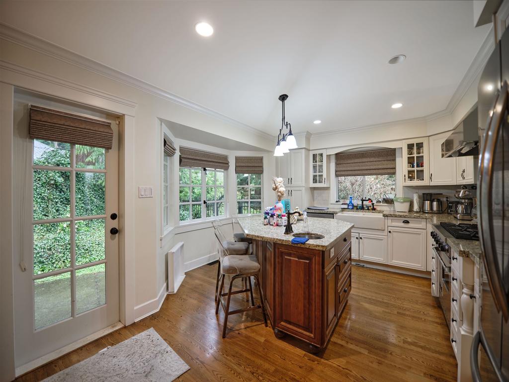 Listing Image for R3072891