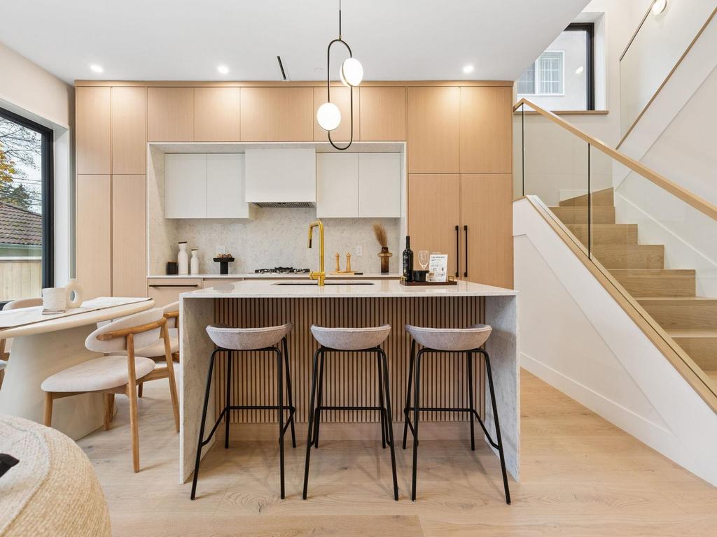 Listing Image for R3072922