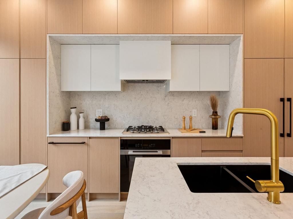 Listing Image for R3072922