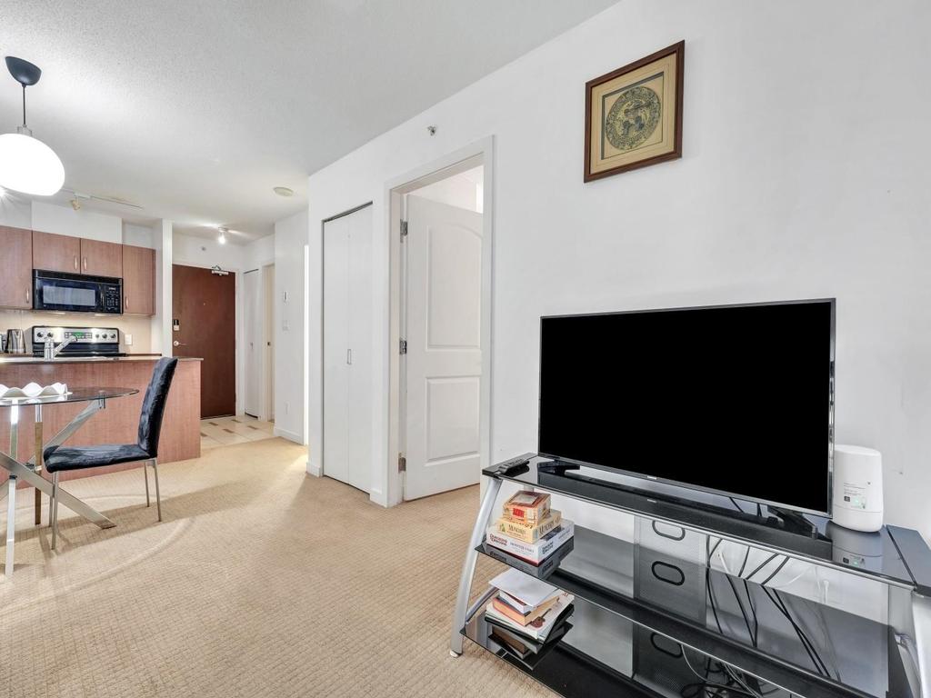 Listing Image for R3072978