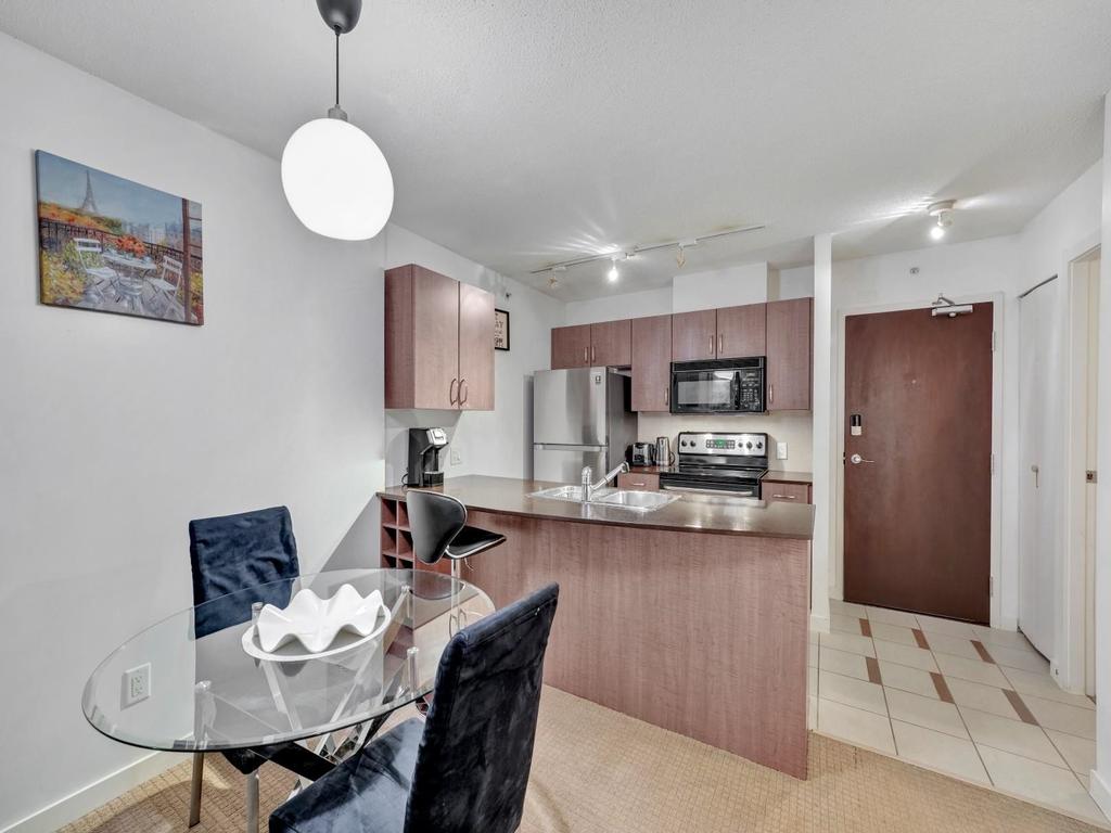 Listing Image for R3072978