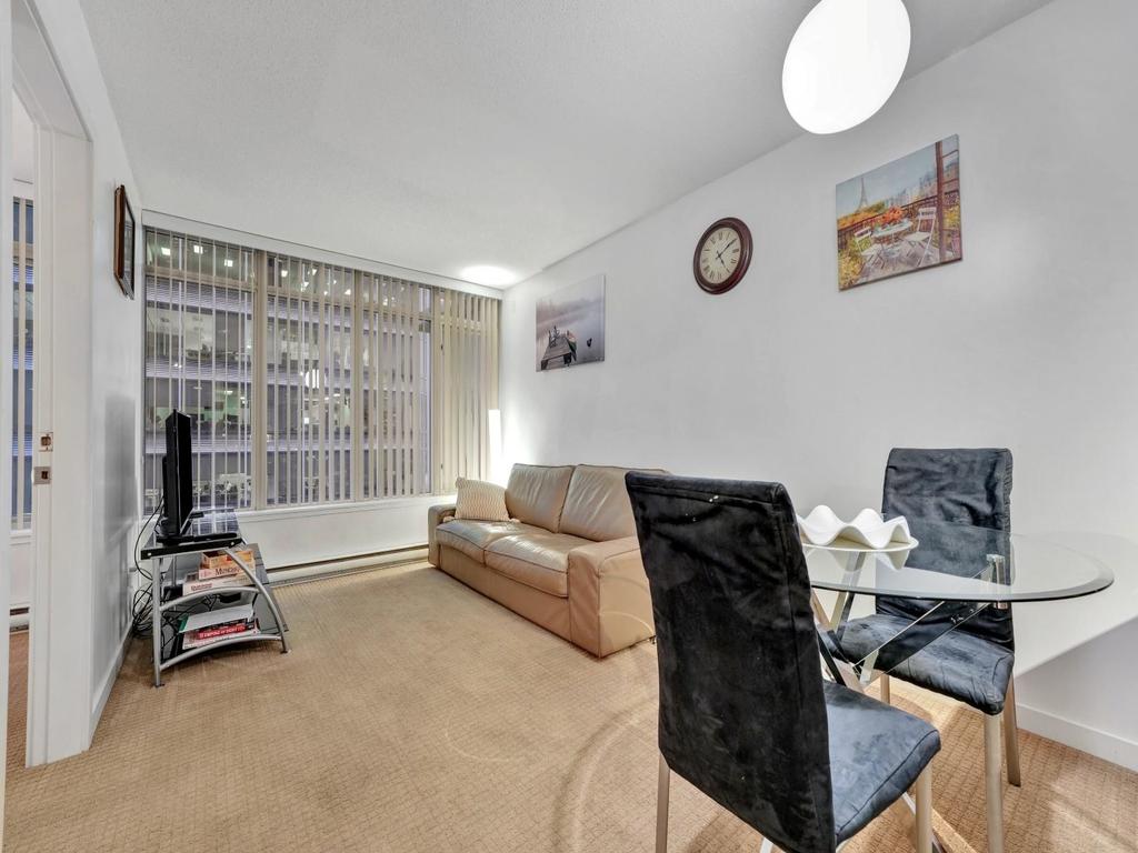 Listing Image for R3072978